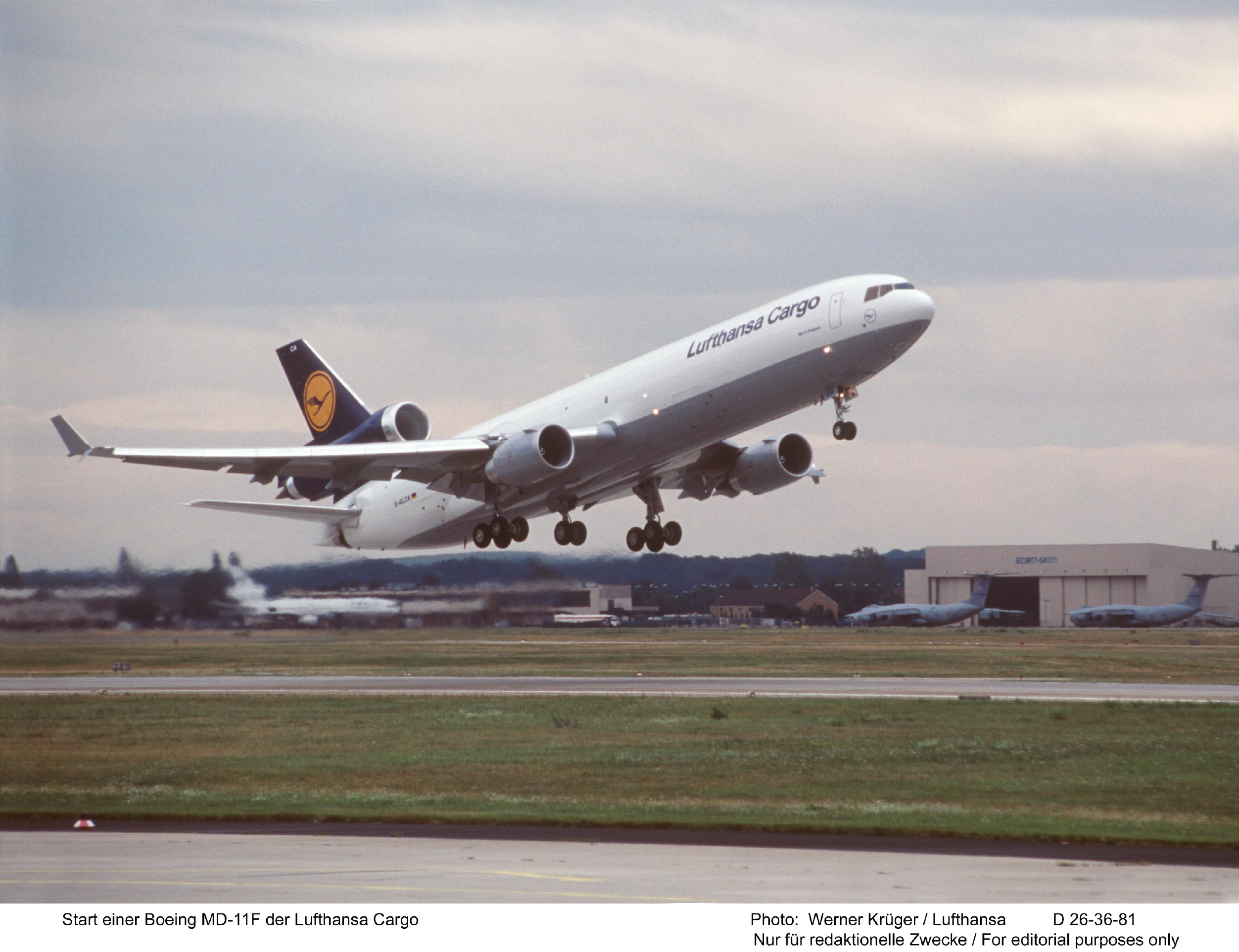 Aging Lufthansa freighters fly on in virus-stoked cargo boom | Air 