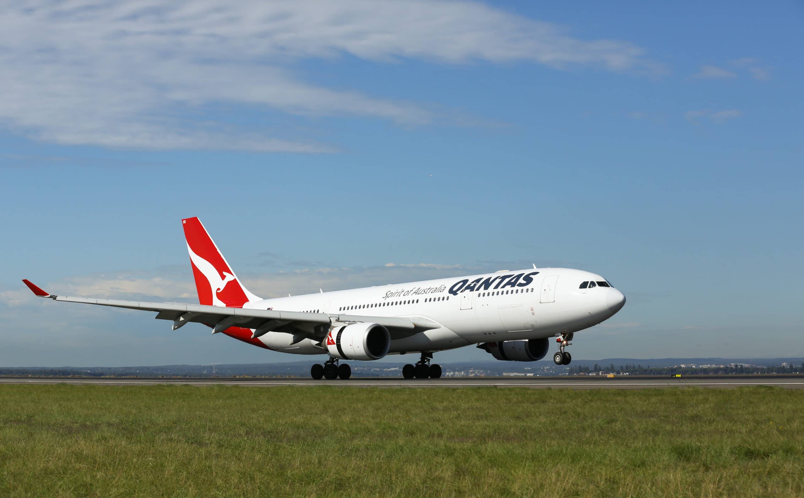Qantas Freight pauses Melbourne facility ops due to COVID ...